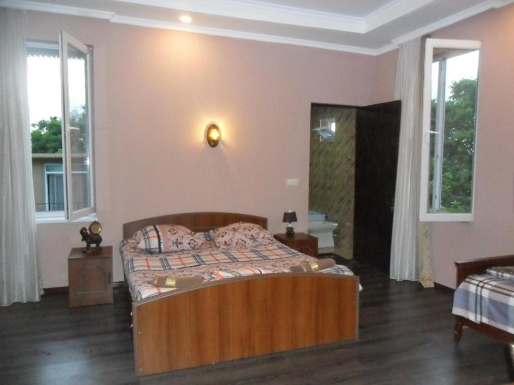 Dani'S House Apartment Кобулети Екстериор снимка